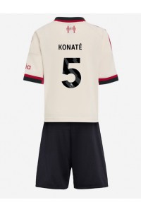 Liverpool Ibrahima Konate #5 Jalkapallovaatteet Lasten Vieraspeliasu 2025-26 Lyhythihainen (+ Lyhyet housut)